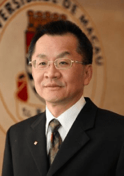 穿著西裝的男人

AI 生成的內(nèi)容可能不正確。