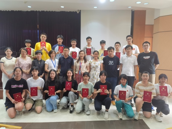 D:\科普\2023\2022學年英才計劃\2023-7 暑假營\20230722結營匯報-照片\微信圖片_20230724095803.jpg