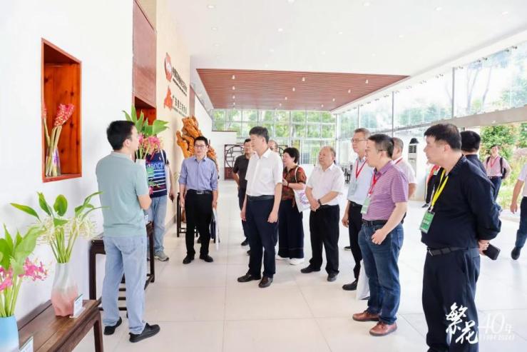 dea6e8207fb774df22cae8ae2365217