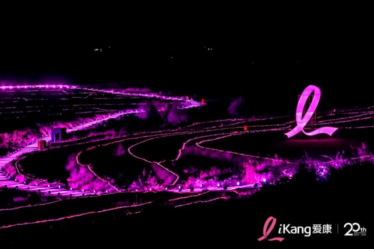 圖片包含 動物, 紫色, 游戲機(jī)

描述已自動生成