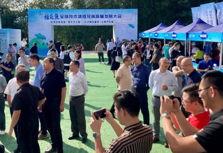 5df5ad29d1f3dc2a0d1f071daf3e7c8