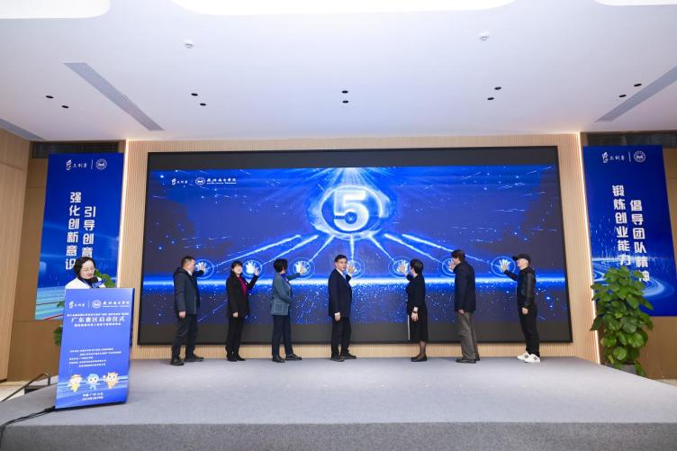 7b1a9794b182f89aa16472527860b53