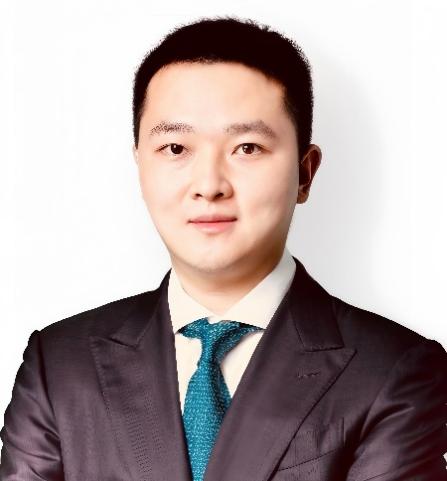 穿著西裝筆挺的男子

AI 生成的內(nèi)容可能不正確。